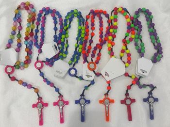 terco-de-acampamento-colorido-bolas