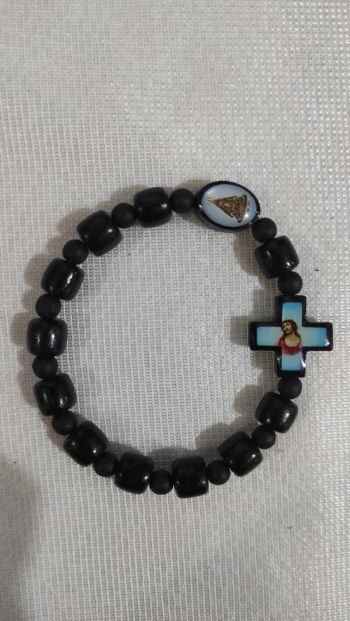 bracelete-pequeno-em-madeira-preto