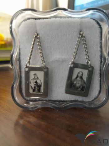 in03-esc-g-tradicional-carmo-preto-branco-inox