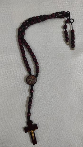 terco-sao-bento-tipo-madeira-pescoco