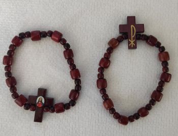 bracelete-pequeno-em-madeira-com-gravacaoestampa