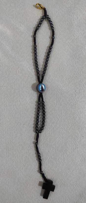 tercinho-de-pulso-hematita-n4-cmedalha-abs-e-cruz-madeira