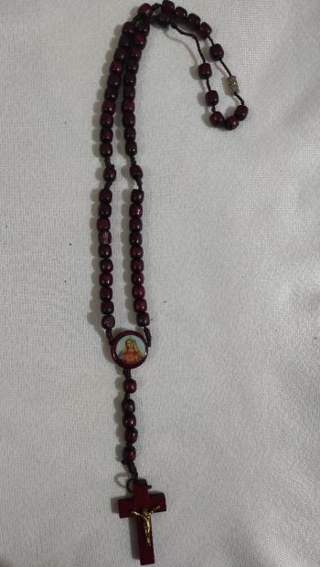 terco-coracao-de-maria-tipo-madeira-pescoco